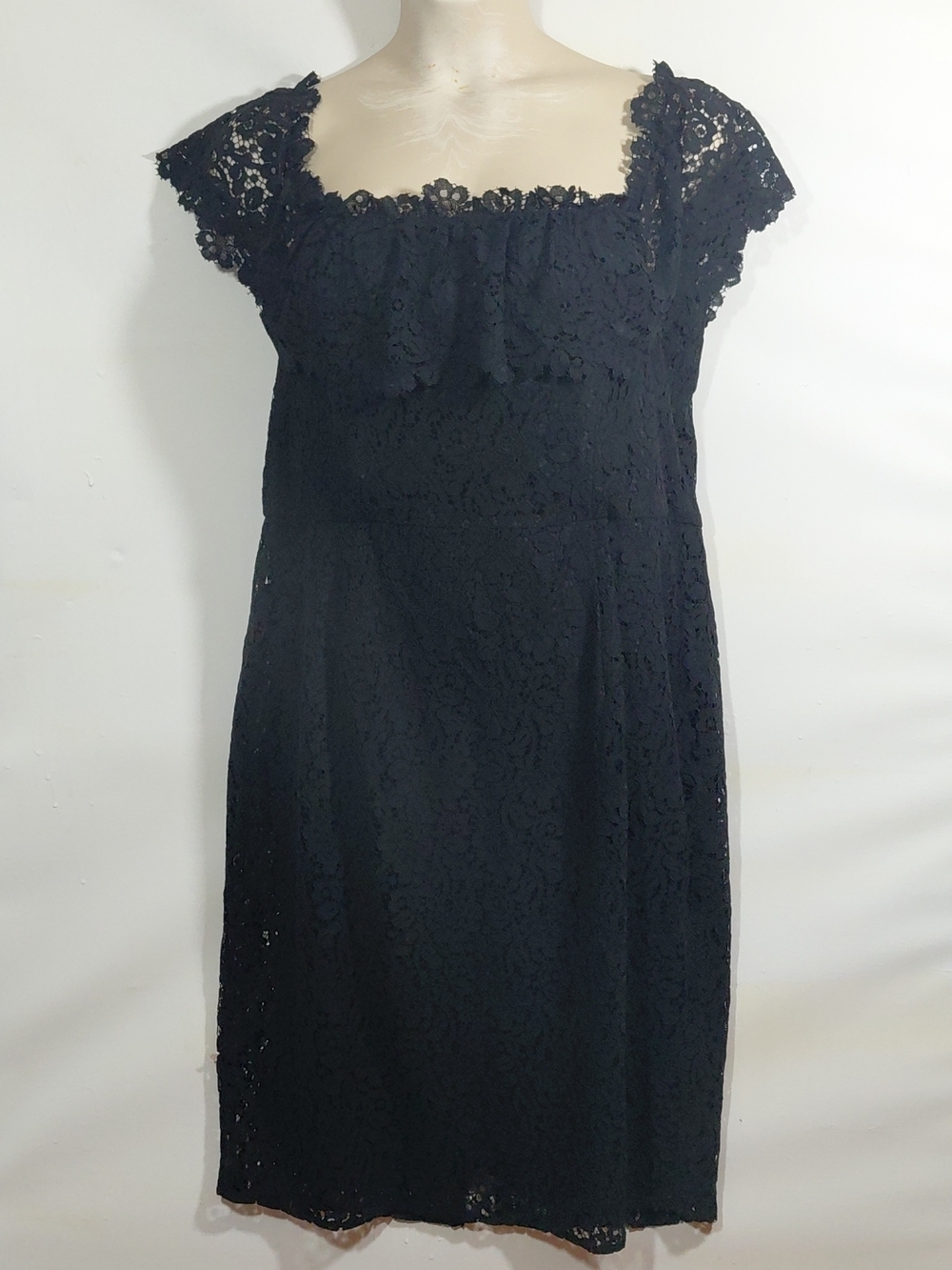 City Chic Black Lace Cap Sleeve Lined Classic Women's Cocktail Dress Size 18